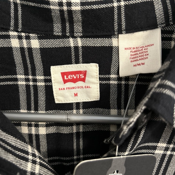 Levi's Women’s Relaxed Fit Black And White Flannel Button Down Size M - Picture 4 of 7
